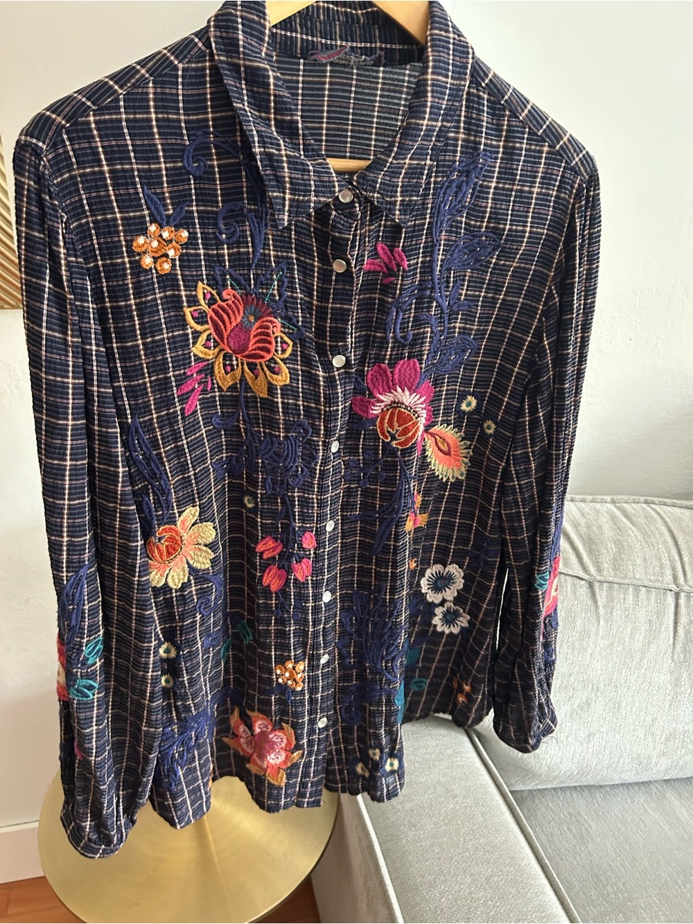 Johnny Was Workshop Floral Embroidered Long Sleeve Button Down Shirt L/XL